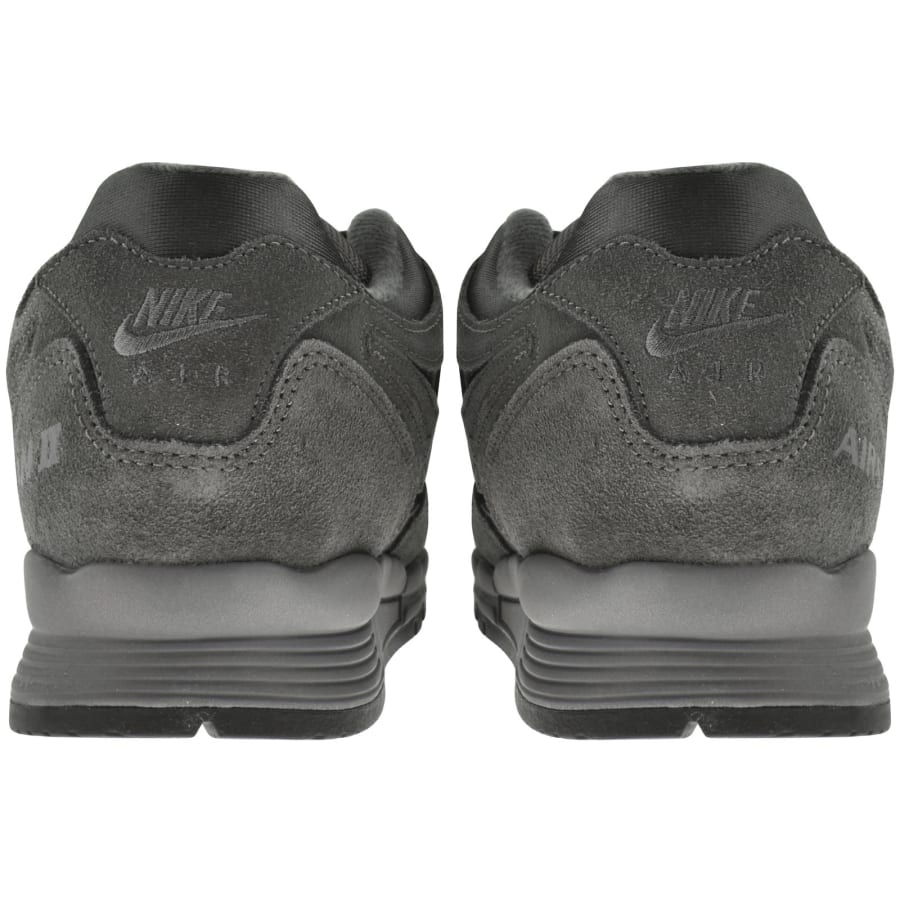 Nike premium trainers sales
